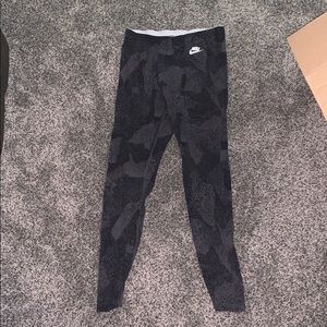 Nike leggings